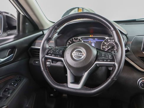Used 2021 Nissan Altima 2.5 SR w/ SR Premium Package FWD image 12