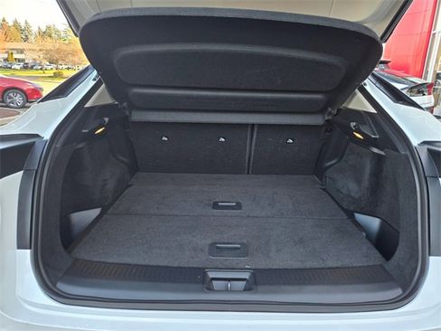 Used 2024 Nissan Ariya AWD image 15