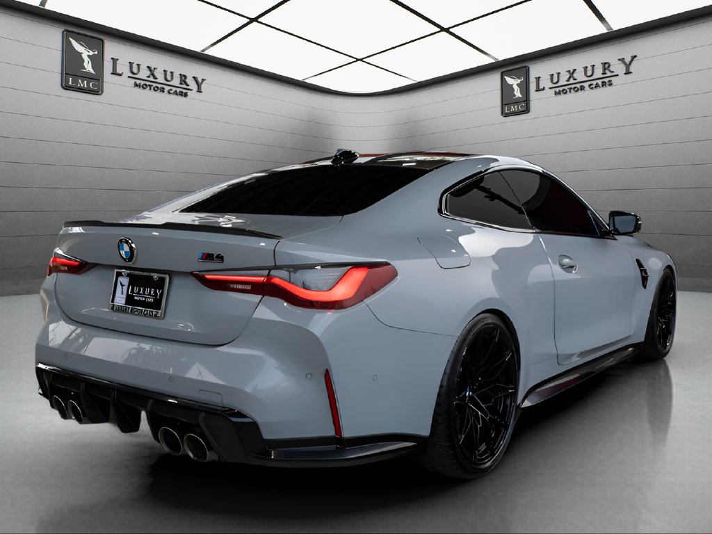 Used 2022 BMW M4 Competition w/ M Carbon Exterior Package RWD image 8