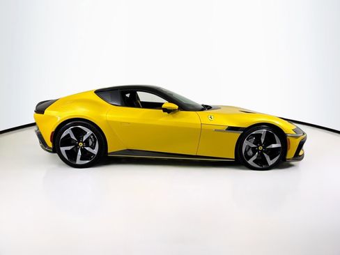Certified 2025 Ferrari 12Cilindri RWD image 8