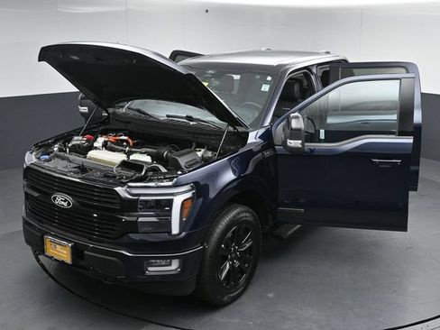 Certified 2025 Ford F150 Platinum w/ Equipment Group 702A High AWD/4WD image 55