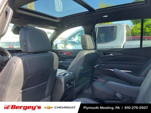 Used 2024 Chevrolet Traverse RS AWD/4WD image 10