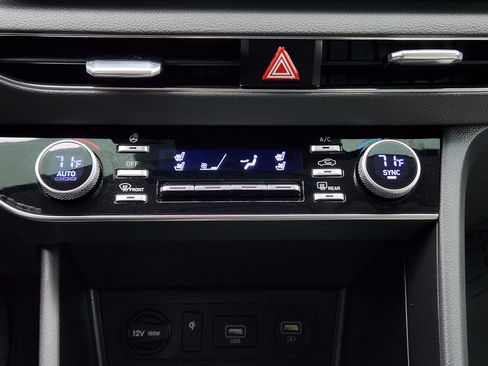 Used 2022 Hyundai Sonata Limited FWD image 21