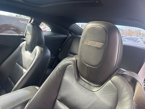Used 2010 Chevrolet Camaro SS w/ RS Package image 6