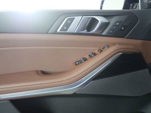 Certified 2026 BMW X5 M60i AWD/4WD image 8