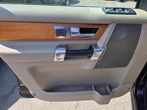 Used 2011 Land Rover LR4 HSE LUX image 8