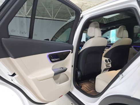 Certified 2026 Mercedes-Benz GLC 300 4MATIC image 15