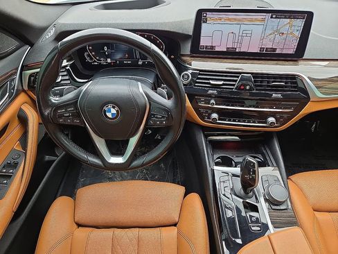 Used 2021 BMW 540i RWD image 17
