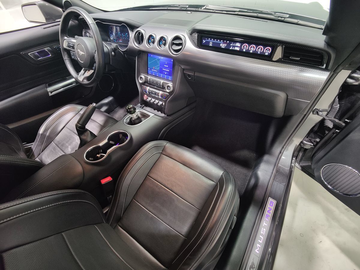Used 2020 Ford Mustang GT Premium w/ GT Performance Package RWD image 14