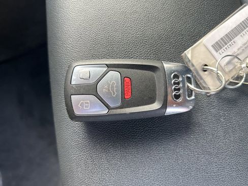 Used 2025 Audi Q5 2.0T Premium image 26