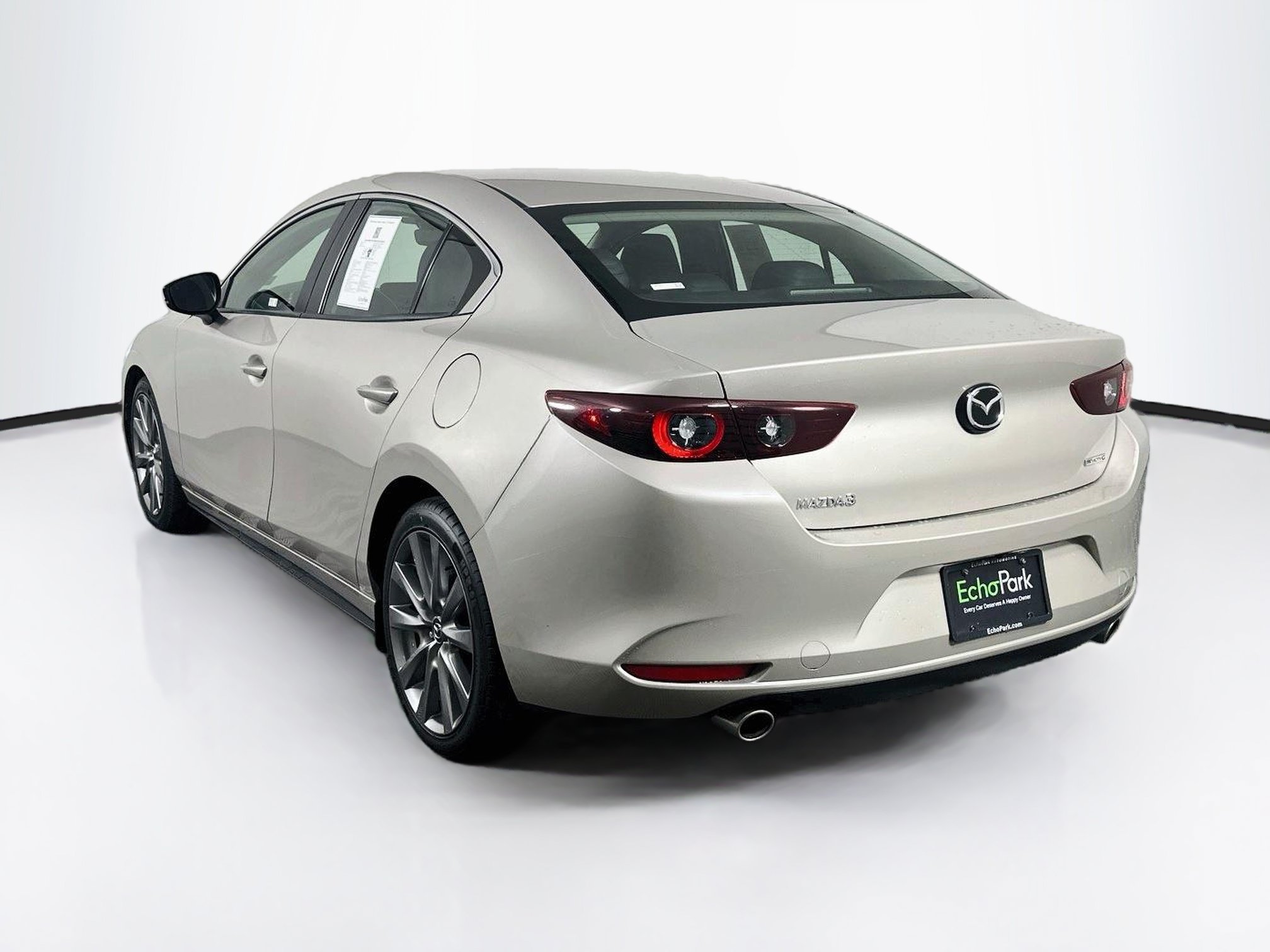 Used 2024 MAZDA MAZDA3 s FWD image 5