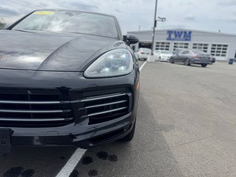 Used 2019 Porsche Cayenne S AWD/4WD image 16