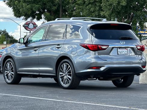 Used 2020 INFINITI QX60 Luxe w/ Sensory Package image 6