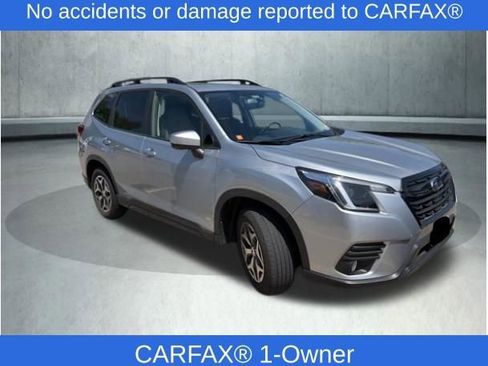 Used 2023 Subaru Forester Premium AWD/4WD image 2