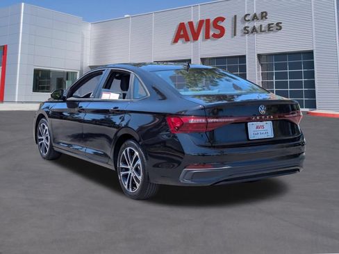 Used 2025 Volkswagen Jetta Sport FWD image 9