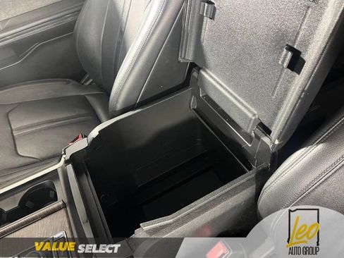 Used 2018 Ford Expedition Limited w/ Equipment Group 301A AWD/4WD image 22