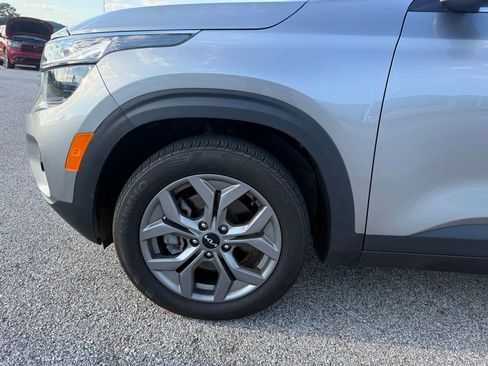 Used 2024 Kia Seltos S AWD/4WD image 21