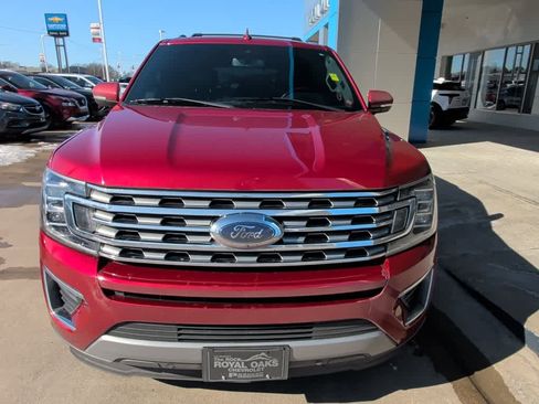Used 2021 Ford Expedition Limited image 4