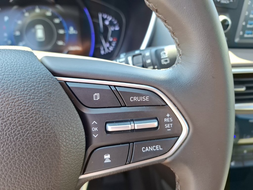 Used 2020 Hyundai Santa Fe SEL w/ Convenience Package FWD image 19