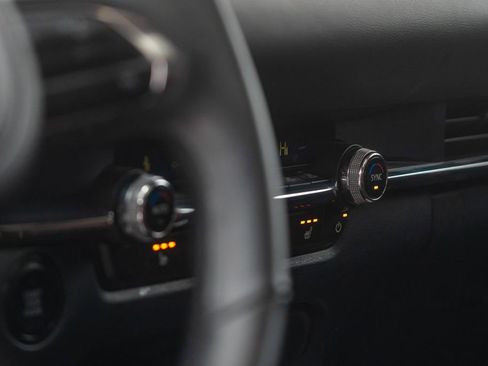 Used 2025 MAZDA CX-30 AWD 2.5 S w/ Preferred Package image 24