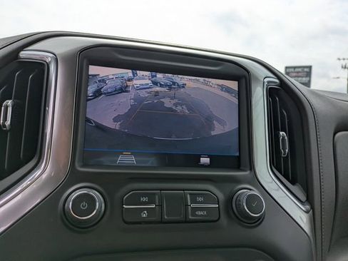 Used 2021 Chevrolet Silverado 1500 LT w/ Safety Package II image 22