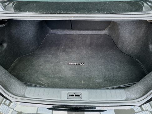 Used 2025 Nissan Sentra S FWD image 16