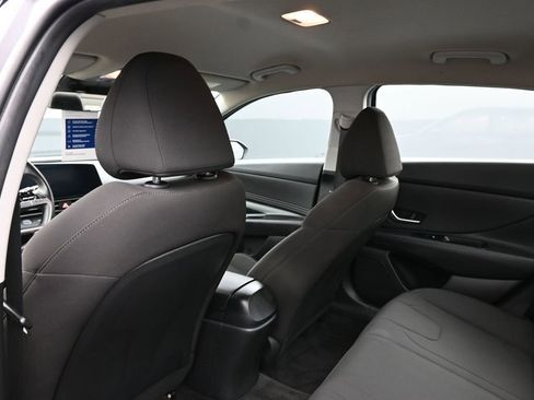 Certified 2023 Hyundai Elantra SEL w/ Convenience Package FWD image 22