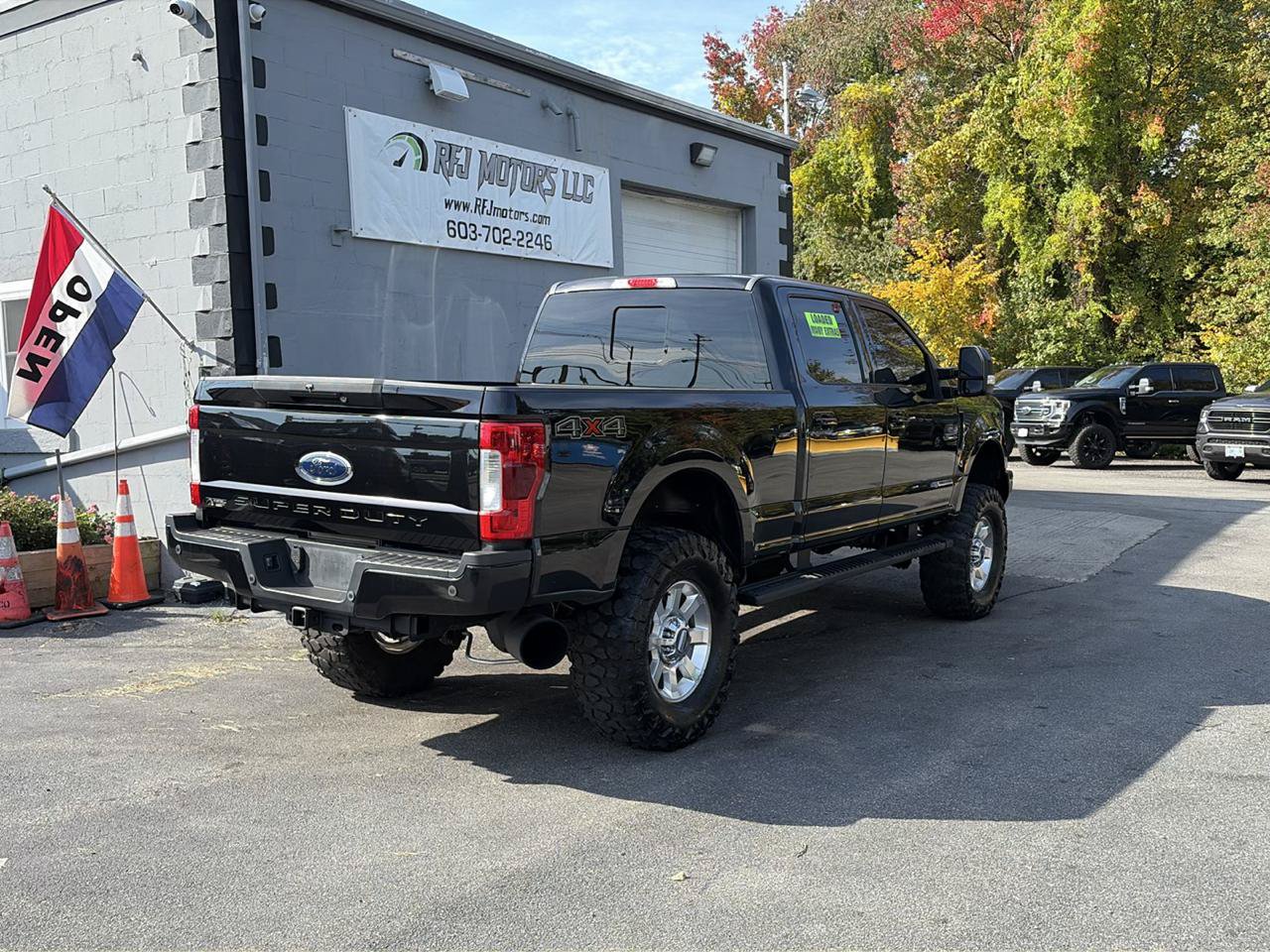 Used 2019 Ford F250 Lariat w/ Lariat Ultimate Package AWD/4WD image 8