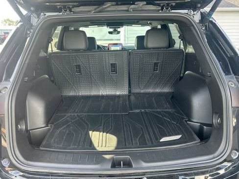 Used 2024 Chevrolet Blazer RS w/ Driver Confidence II Package FWD image 9