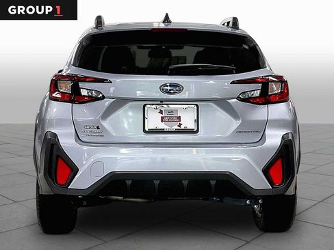 Used 2024 Subaru Crosstrek 2.0i Premium AWD/4WD image 5