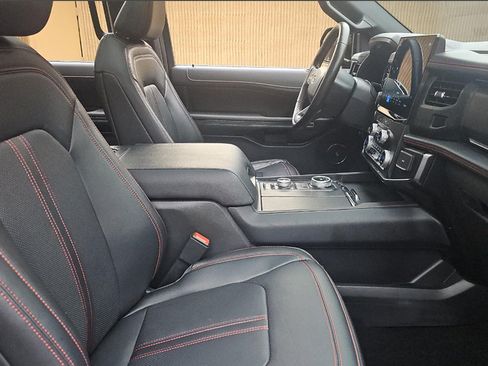 Used 2023 Ford Expedition Limited AWD/4WD image 14
