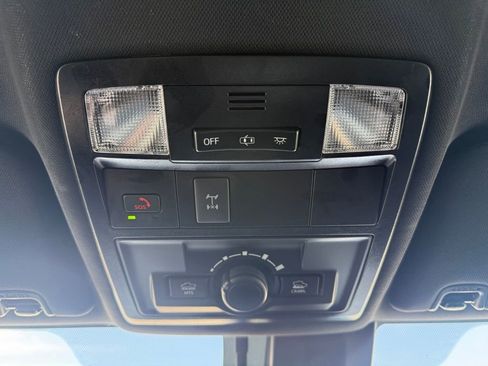 Used 2023 Toyota Tacoma TRD Off-Road w/ Technology Package image 22