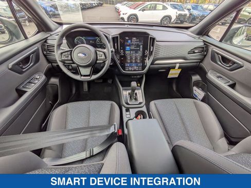 Certified 2025 Subaru Forester Premium AWD/4WD image 32