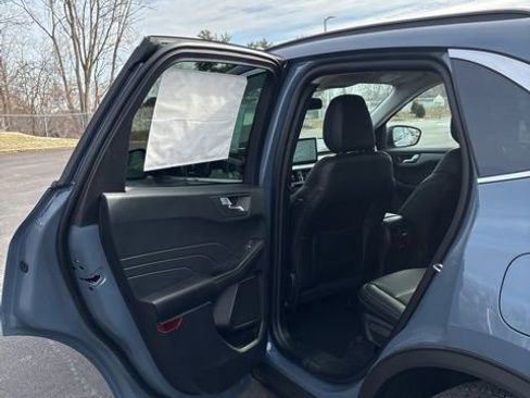 New 2026 Ford Escape Platinum w/ Class II Trailer Tow Package image 18