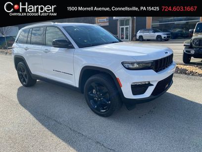 Used 2023 Jeep Grand Cherokee Limited w/ Black Appearance Package
