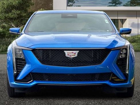 New 2026 Cadillac CT5 V image 9