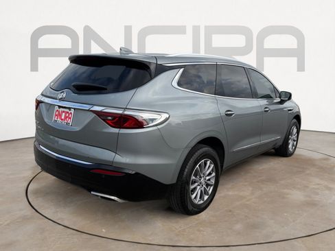 Used 2024 Buick Enclave Premium AWD/4WD image 11