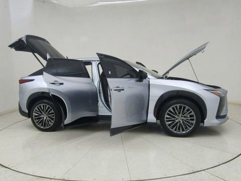 Used 2024 Lexus RZ 450e Premium w/ Accessory Package (Z1) image 70