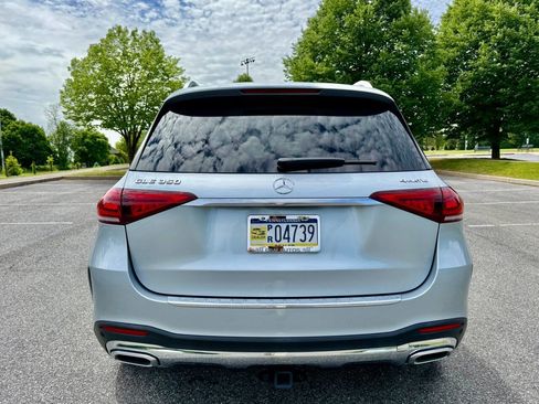 Used 2022 Mercedes-Benz GLE 350 4MATIC w/ AMG Line Exterior image 8