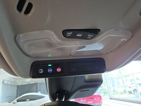 Used 2024 Buick Encore GX Preferred FWD image 25