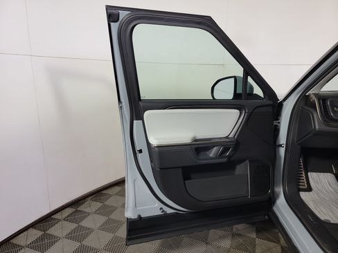 Used 2024 Rivian R1S Adventure AWD/4WD image 16