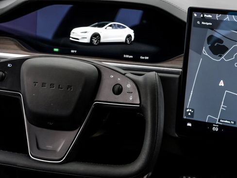 Used 2023 Tesla Model S Base image 25