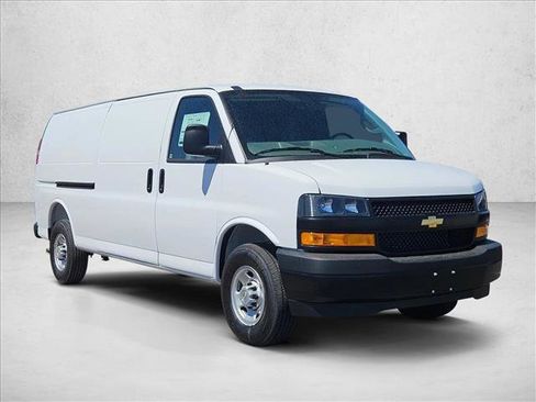 New 2026 Chevrolet Express 3500 Extended w/ Driver Convenience Package RWD image 6