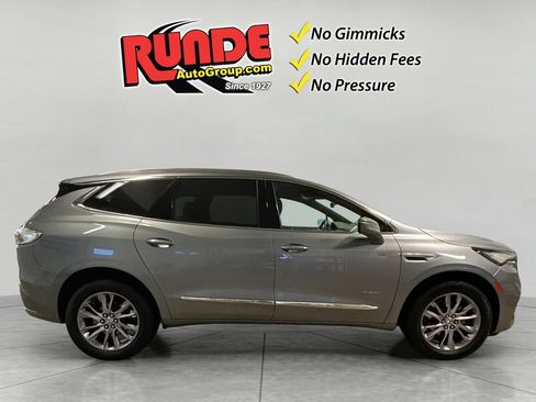 Used 2023 Buick Enclave Avenir w/ Avenir Technology Package AWD/4WD image 7