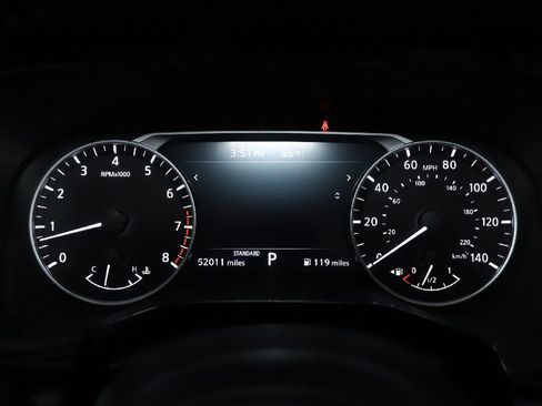 Certified 2025 Nissan Pathfinder SV FWD image 24