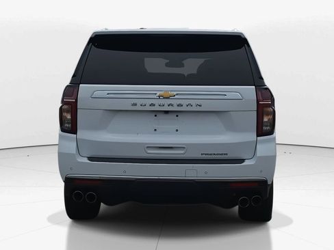 Used 2023 Chevrolet Suburban Premier image 6