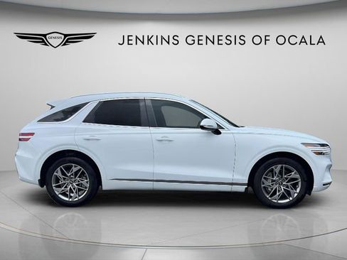 Certified 2025 Genesis GV70 2.5T AWD/4WD image 2