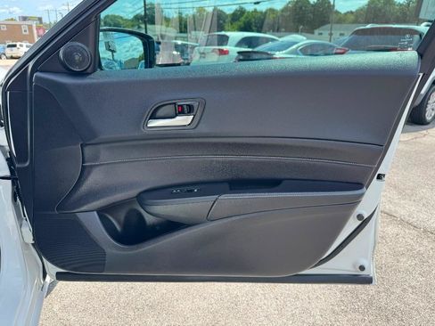 Used 2019 Acura ILX FWD image 30