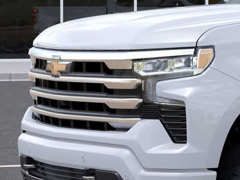 New 2026 Chevrolet Silverado 1500 High Country AWD/4WD image 15