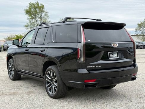 Used 2023 Cadillac Escalade Sport Platinum AWD/4WD image 8